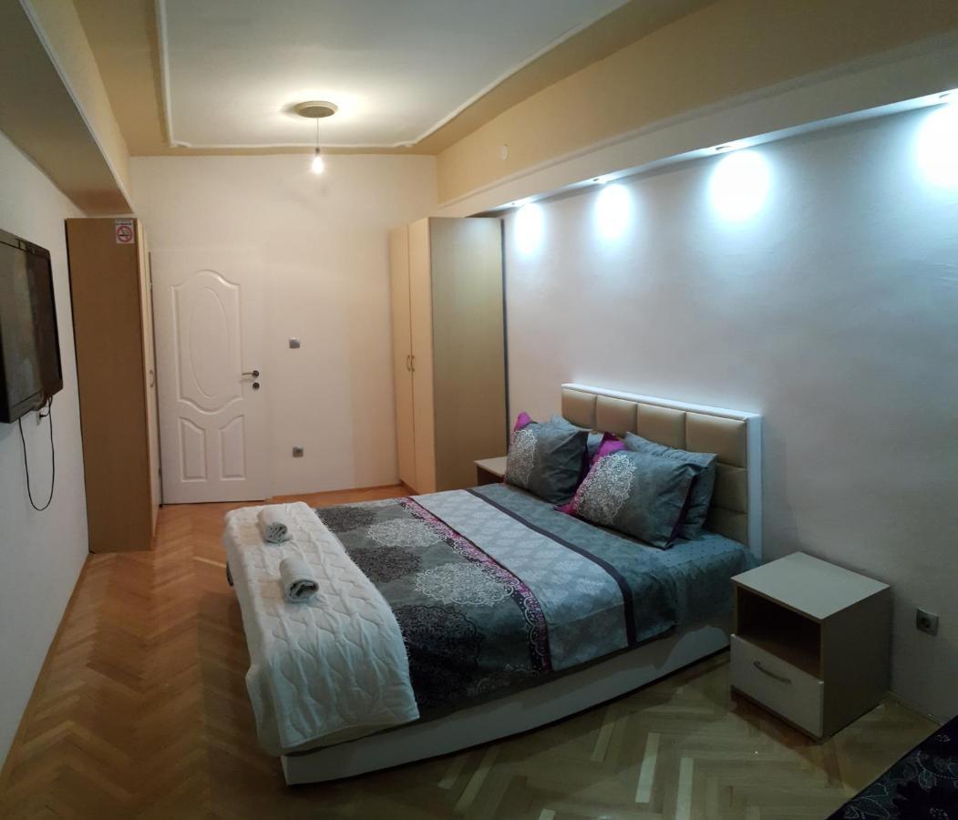 Snezana Apartment โอครีด ภายนอก รูปภาพ