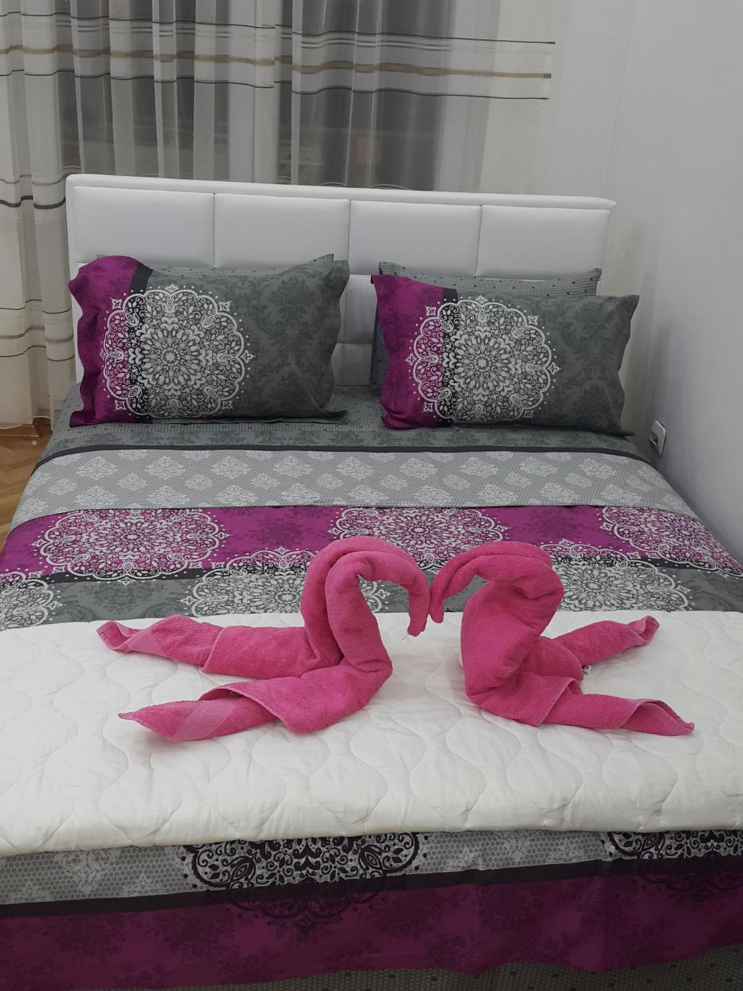 Snezana Apartment โอครีด ภายนอก รูปภาพ